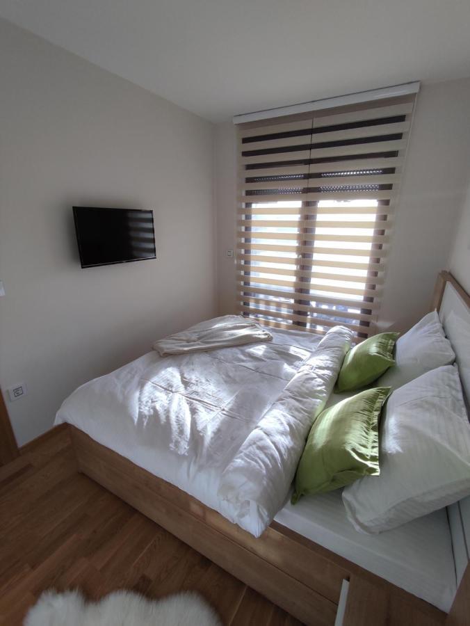 Apartment Tria 1