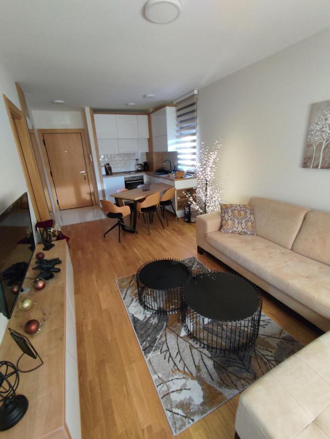 Apartment Tria 1
